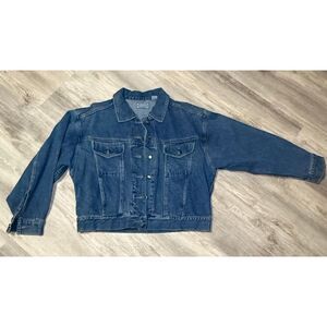 Vintage ~Bugle Boy for‎ Her~ Denim Jean Jacket~ Size Medium ~Excellent Condition